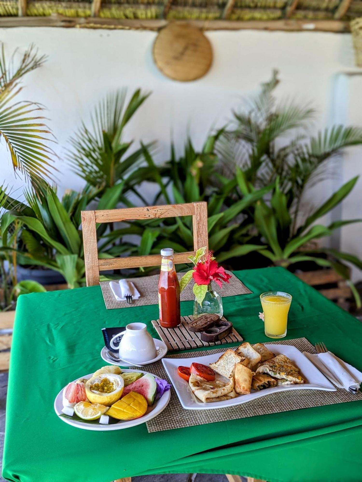 Lala Land Lodge Kizimkazi Exteriér fotografie